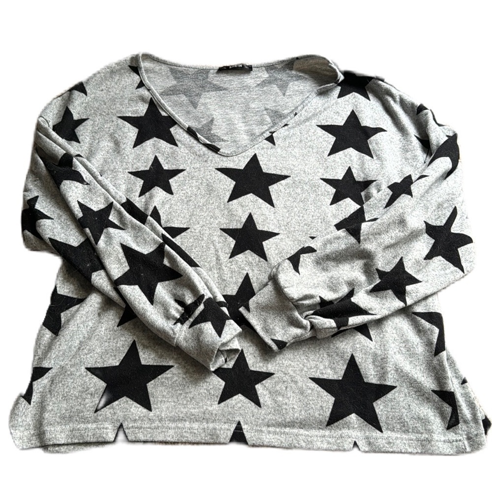 SHEIN L lightweight v neck grey lightweight sweater with black star print